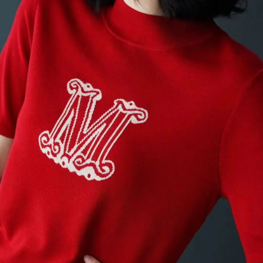 宽松字母提花针织衫女秋冬打底显瘦厚款上衣