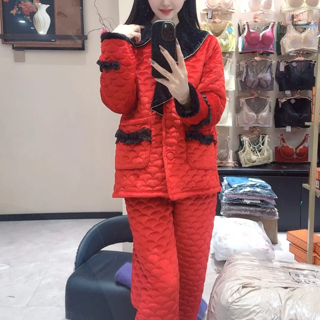 桃觅儿三层夹棉加厚家居服女红黑撞色丝绒翻领可外穿家居服