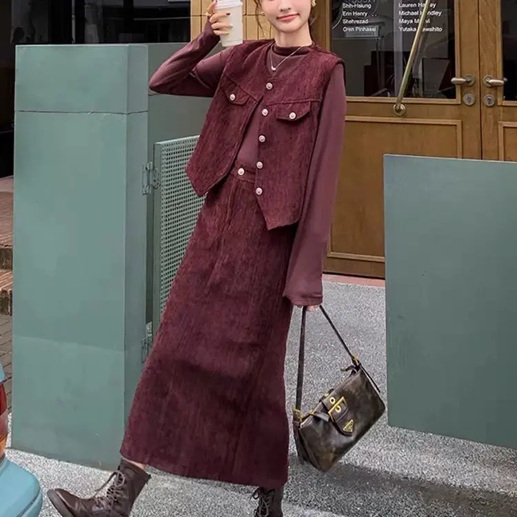 安可拉红气质高级感套装裙女春秋2025新款小香风马甲半身裙三件套