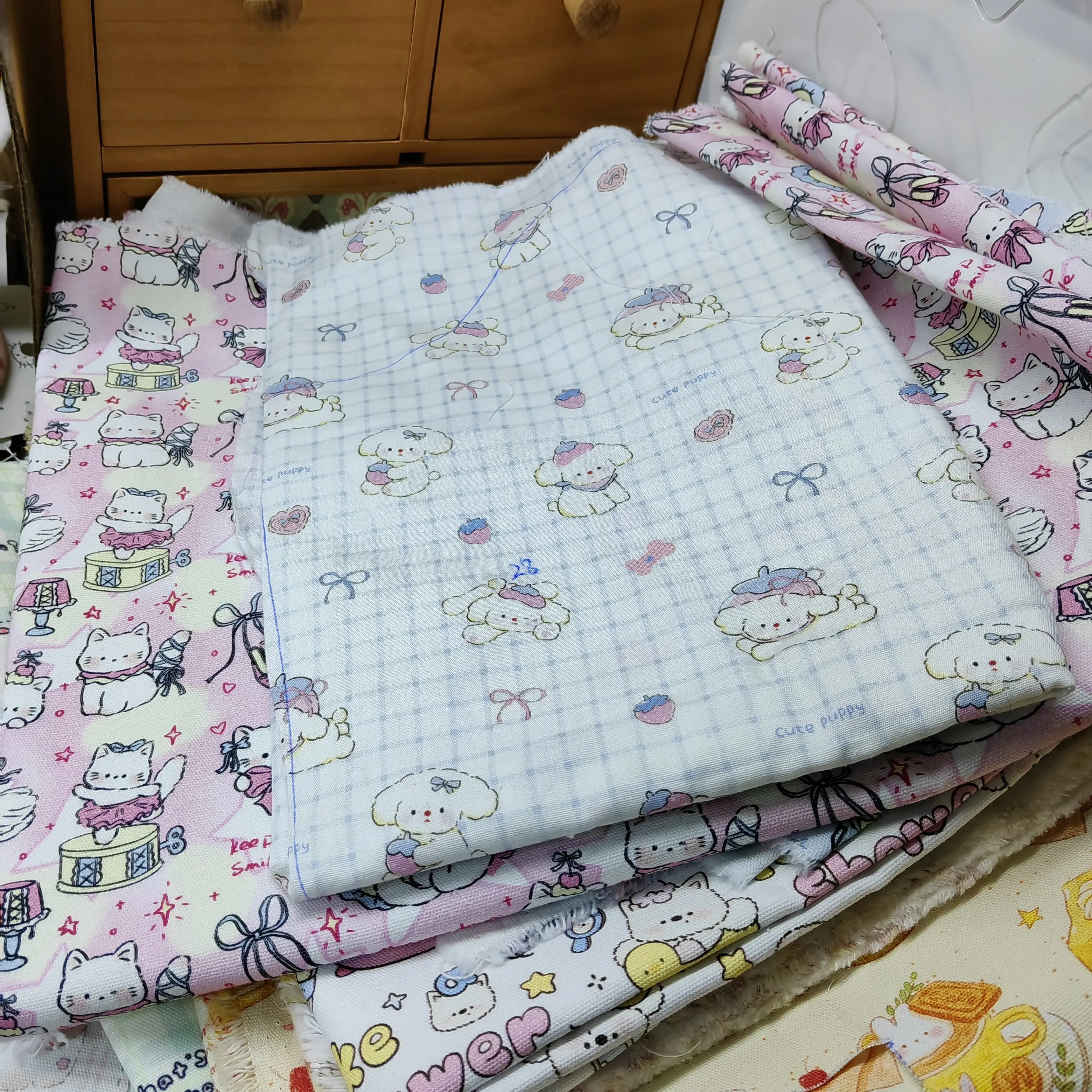 纯棉40支亲肤儿童卡通服饰手工布料