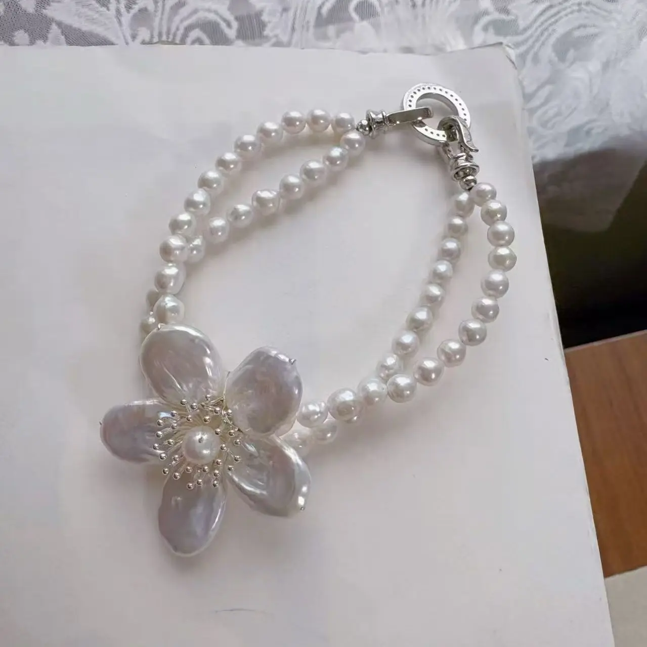 铜合金珍珠花朵设计轻奢小众气质