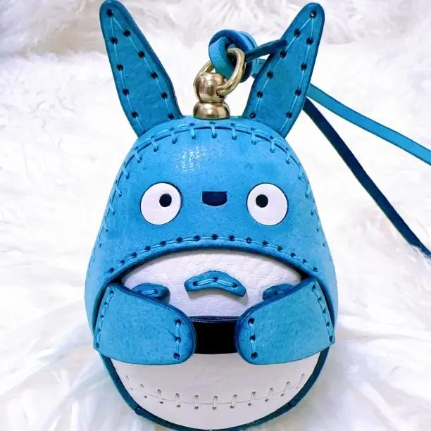 意大利进口植鞣牛皮手工制作龙猫不倒翁包挂，各种颜色均可订制