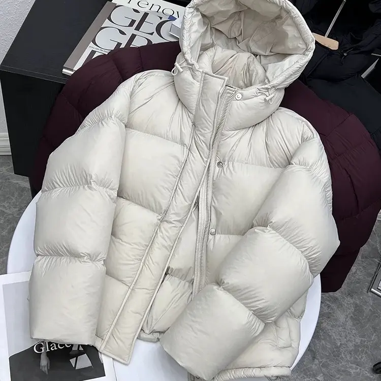 防寒服女短款连帽加厚宽松保暖冬季新款泡芙面包服外套