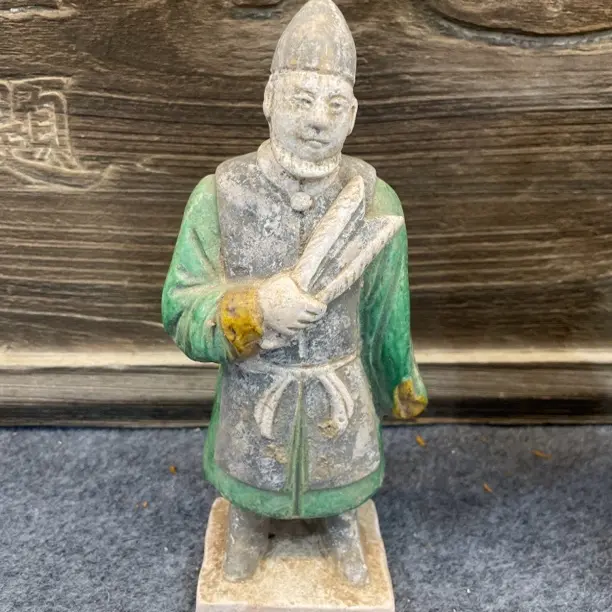 铜质天官与佛造像