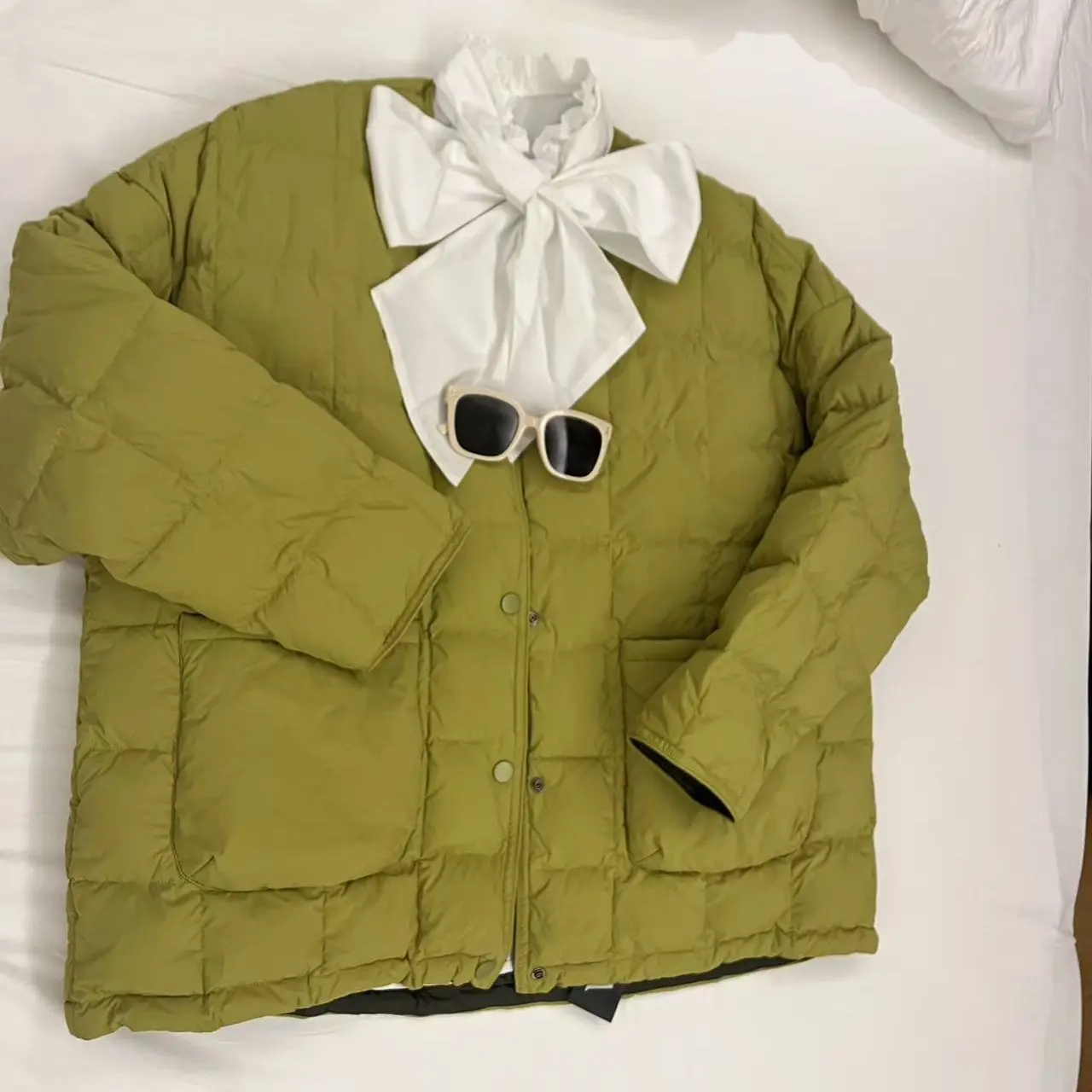 高充绒量保暖巨好看的白鸭绒羽绒服女2025冬季新款版型好看