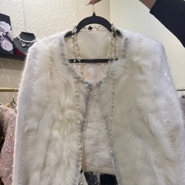 狐狸毛可拆卸重工小香外套