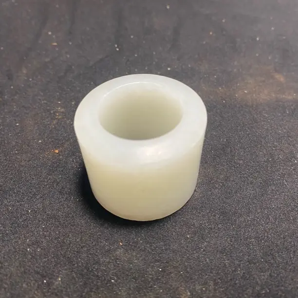 和田玉适合佩戴把玩