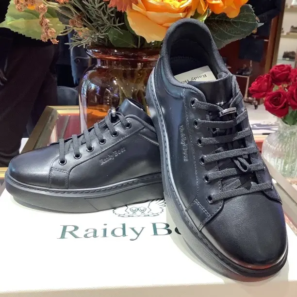 RaidyBoer新款真皮青年板鞋头层牛皮英伦休闲黑色透气潮流百搭