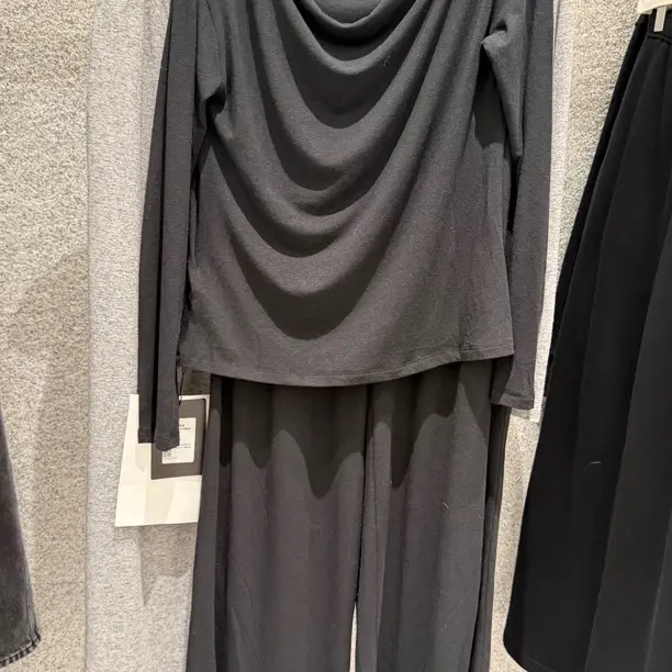 2026A慵懒纯欲风秋季显瘦长袖高腰套装