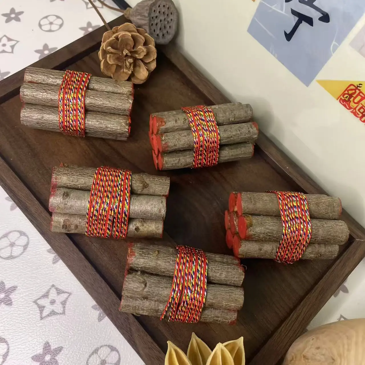 保真东南桃木枝挂件吉祥纳福平安乔迁门厅摆寓意满满五色新居挂件