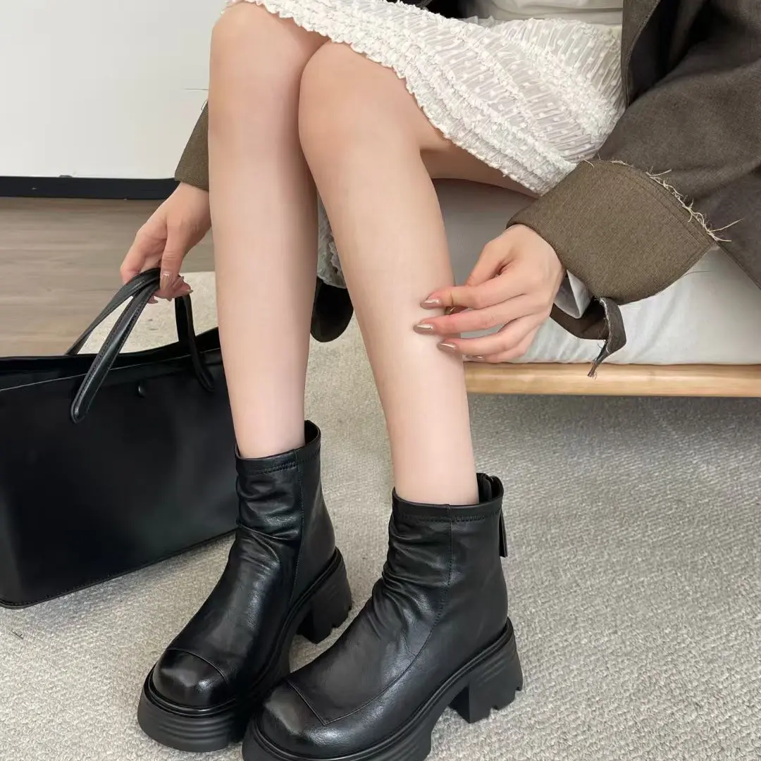【美罗巴】英伦风秋冬圆头2025瘦瘦靴百搭马丁靴秋季