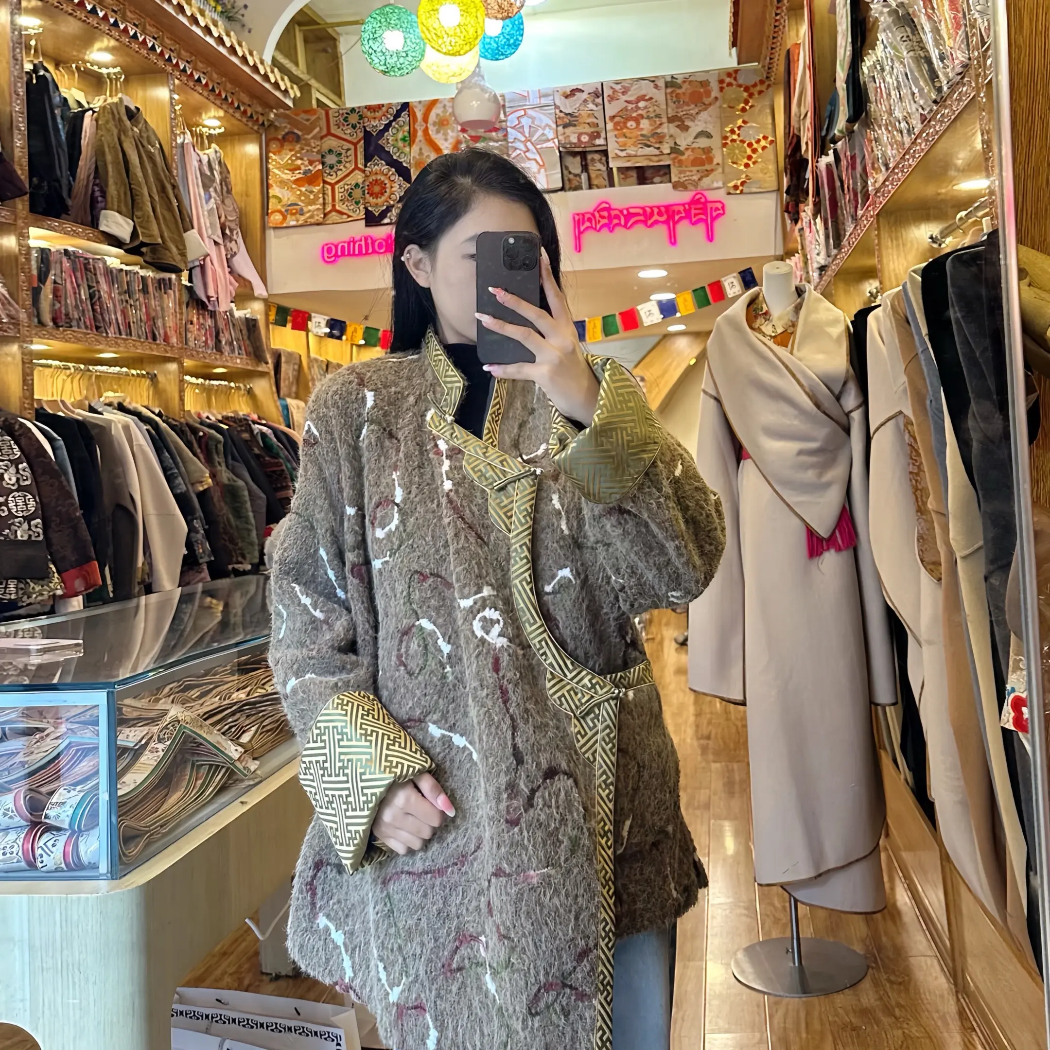 冬季加厚圈圈毛立领盘扣藏式民族风女士保暖外套