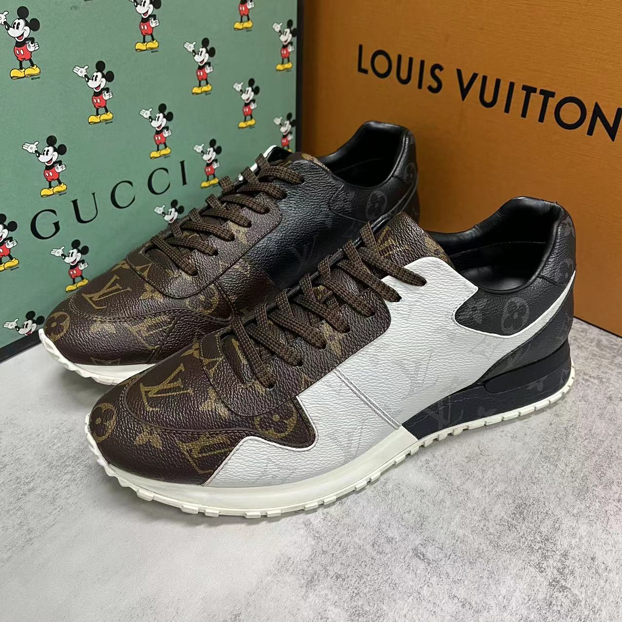 LouisVuitton/路易威登黑白棕三色老花运动鞋/43/42.5欧码/95新