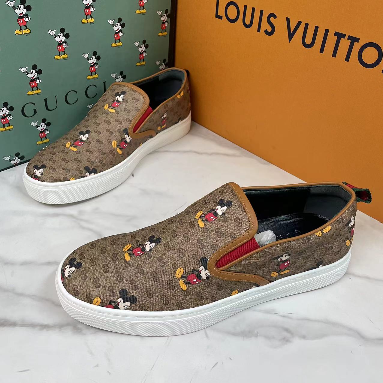 全新未使用 GUCCI/古驰 棕色双G老花米奇时尚休闲一脚蹬/欧码41.5