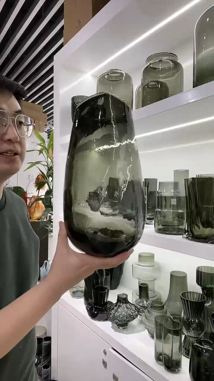 【闪购商品】116花瓶