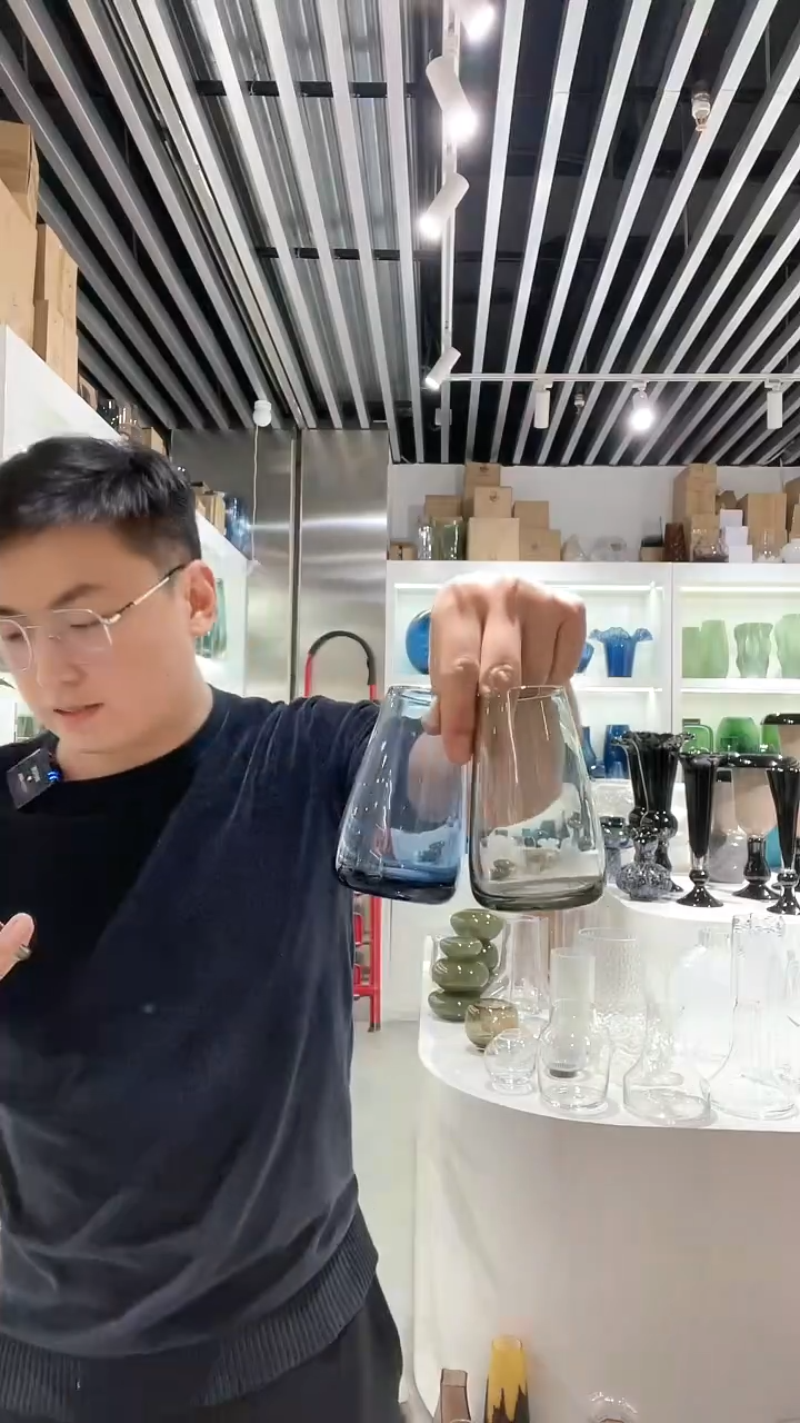 【闪购商品】002花瓶
