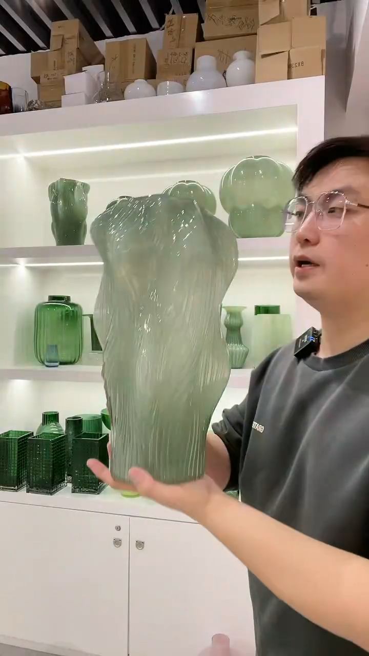 【闪购商品】032花瓶