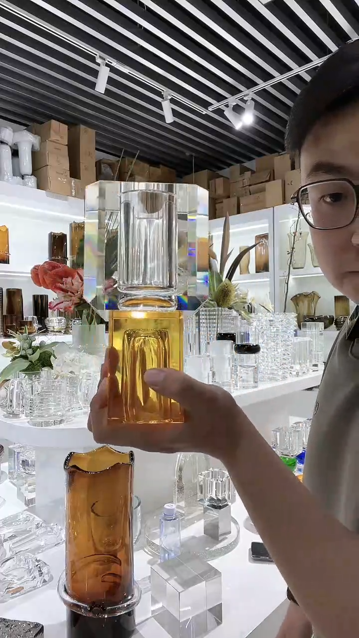 【闪购商品】151花瓶