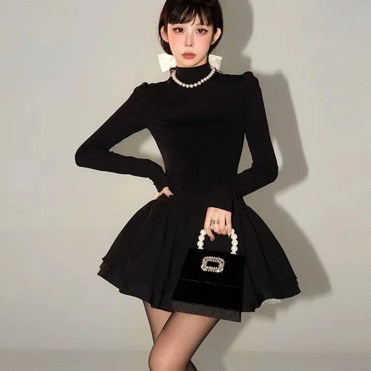 芭比姨千金小黑裙公主连衣裙女秋冬大衣内搭半高领针织裙蓬蓬裙