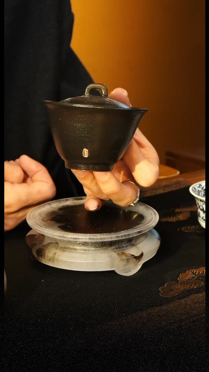 【闪购商品】老岩泥岩墨黑粉引盖碗