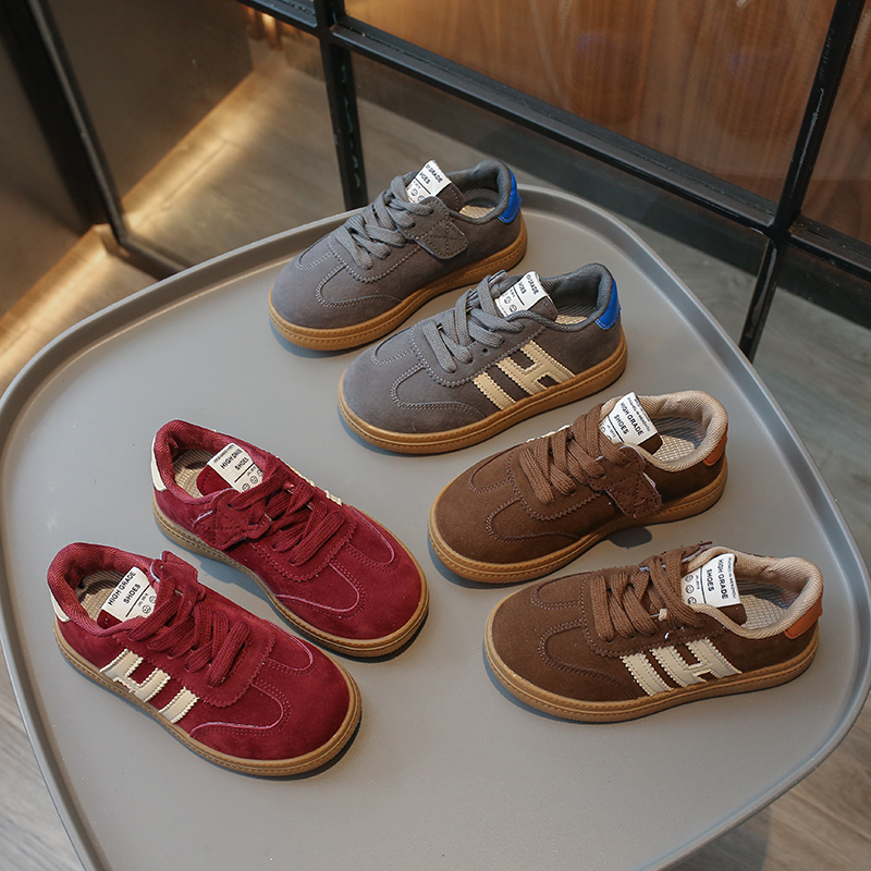 真皮绒面小板鞋