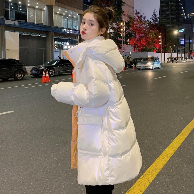 爆款亮面免洗羽绒服女中长款2023年新款爆款收腰连帽小个子白鸭款