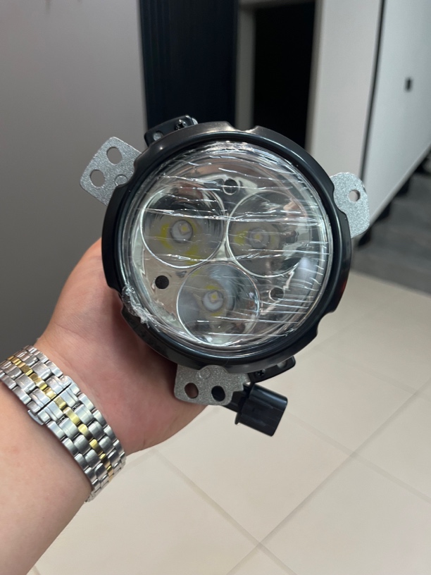 柳汽乘龙H5、H6、H7雾灯-黄白光源，厂家直销