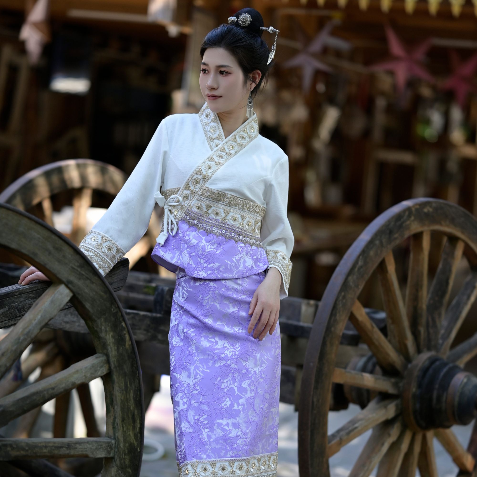 傣族服装女新款套装高端定制高级显瘦刺绣提花重工拼接气质传统