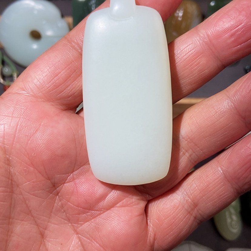 【闪购商品】和田玉（糖玉）挂件未镶嵌品****a