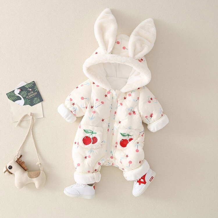 婴儿连体衣秋冬外出服抱被拜年服女宝宝冬装可爱公主加厚哈衣保暖