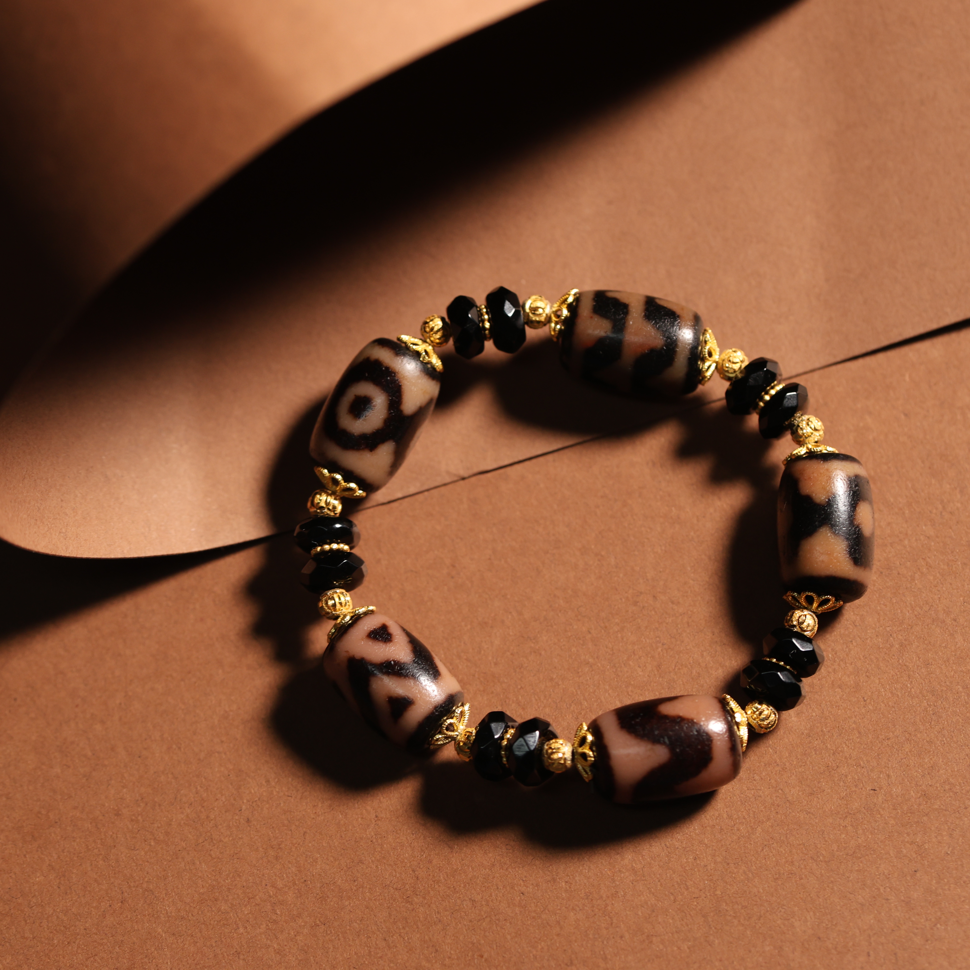 壹加安琪|手工设计老冯多宝玛瑙手串多样性发一