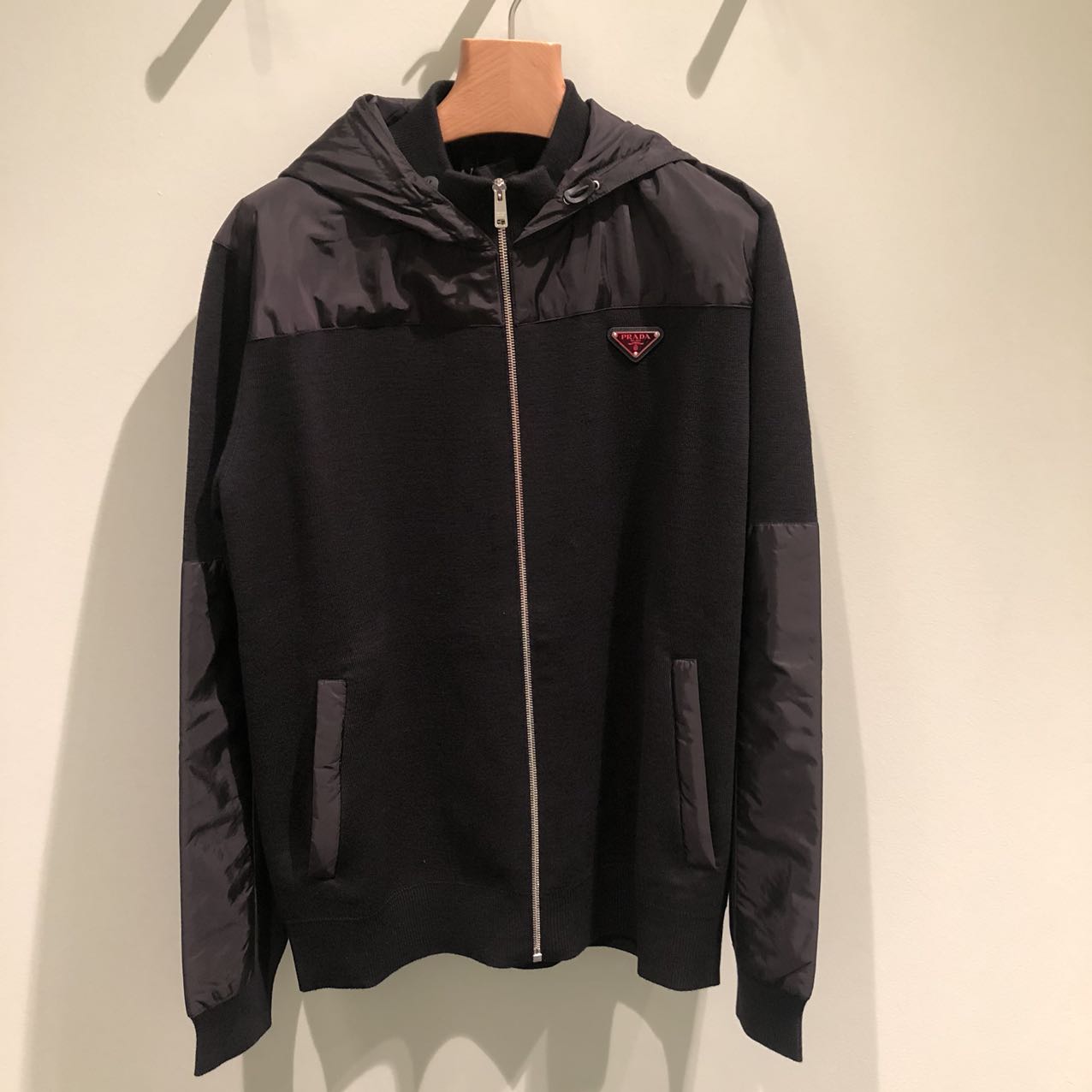 全新未使用 Prada/普拉达 男士尼龙拼接连帽春秋羊毛外套