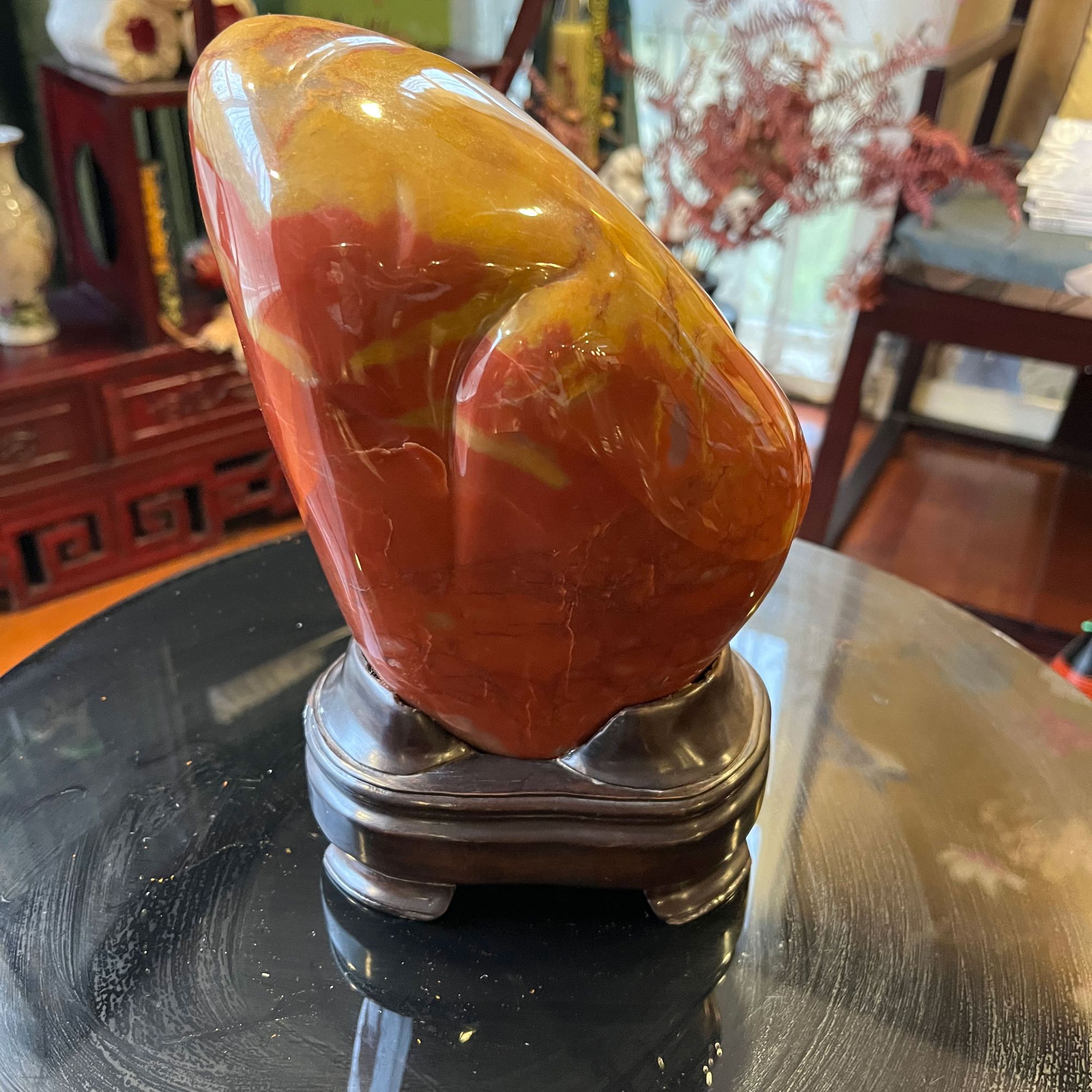 广西鸡心形状鸡血石（大，完整）