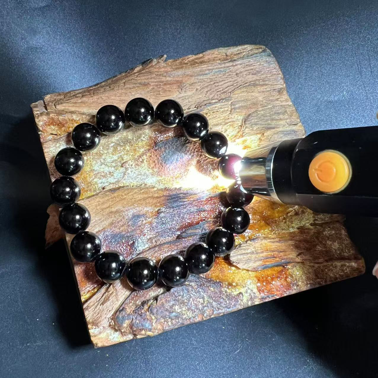 雷击木 琥珀木雷击碳化0.8-1.0陈化老料木质手串男女文玩精品