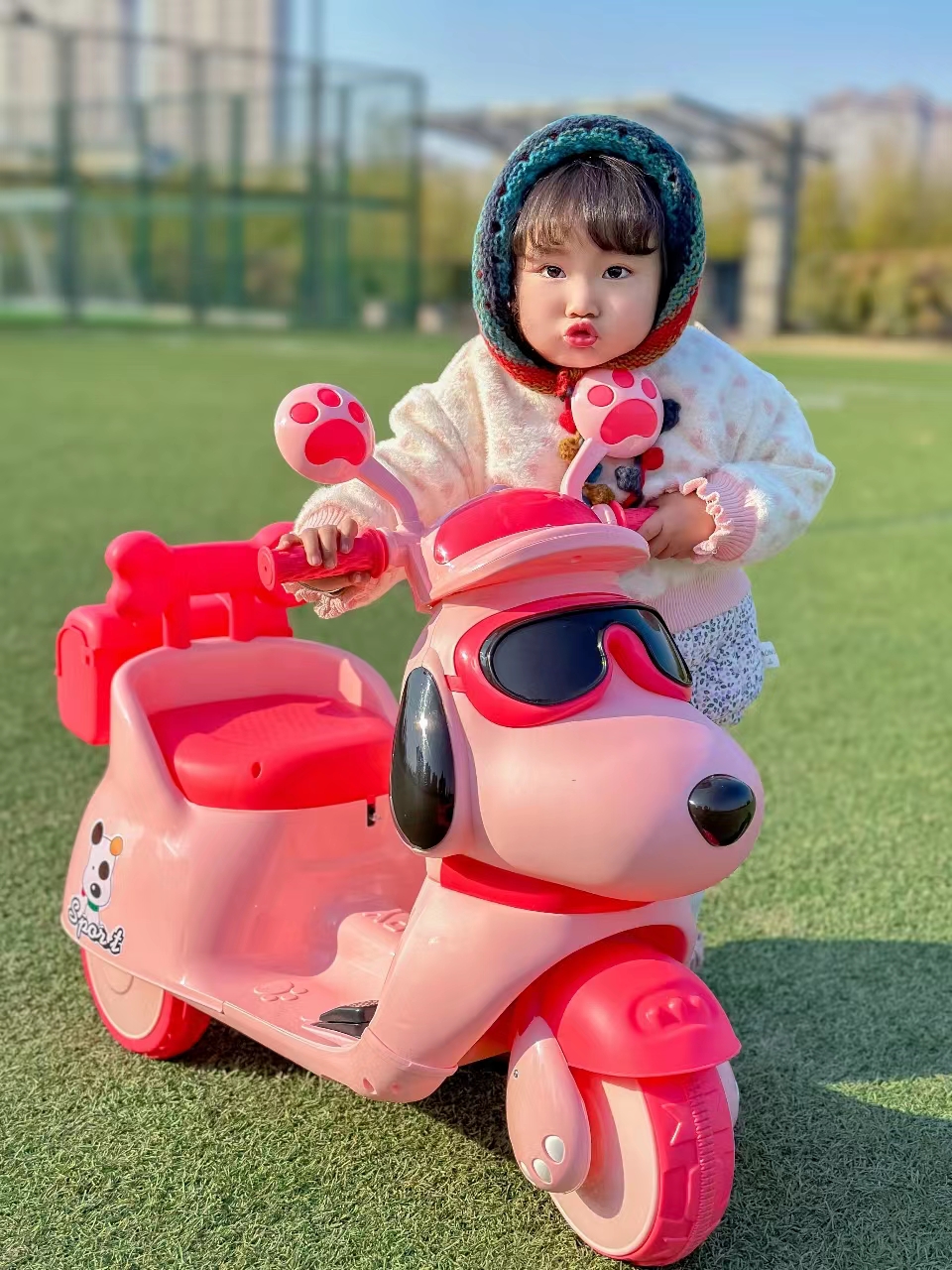 网红儿童可爱电动摩托车音乐男女宝宝骑行可坐充电遥控加大玩具车