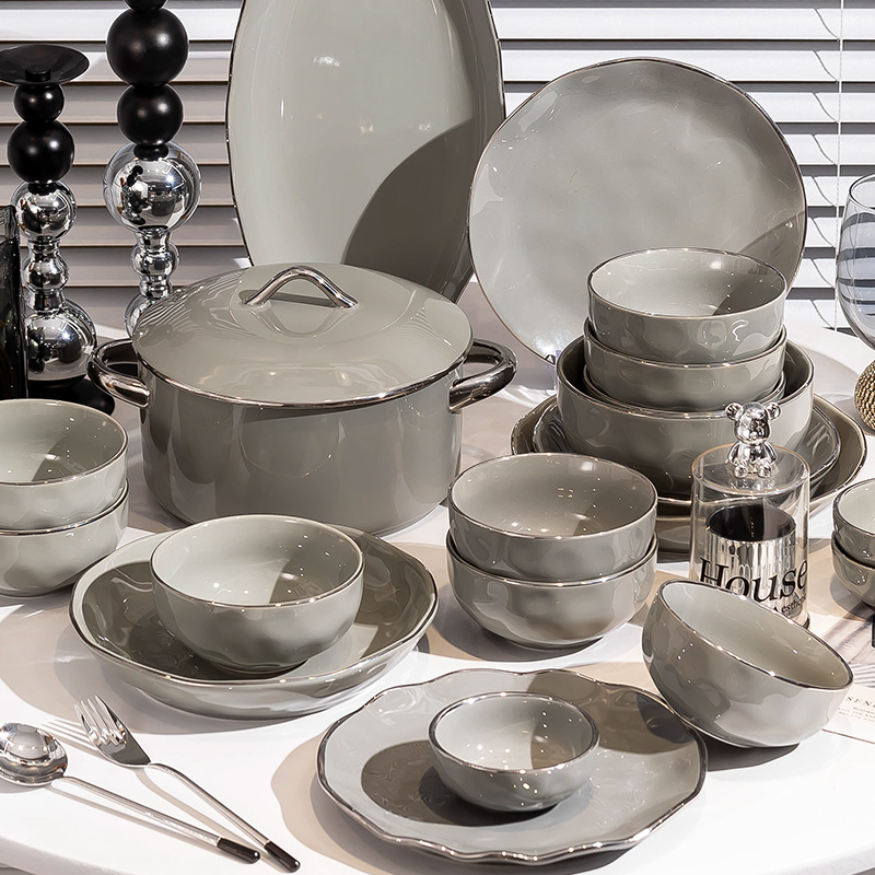 赛尼斯高端松弛感碗盘餐具套装2025新款高级陶瓷简约家用乔迁组合