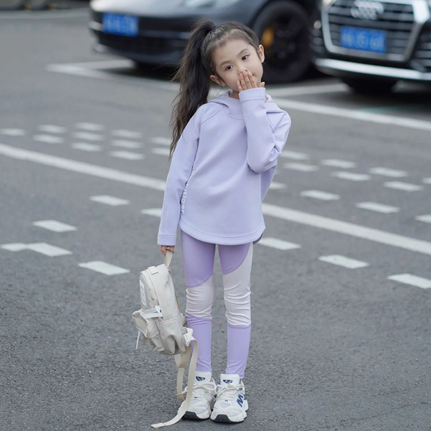 儿童洋气卫衣2023秋季新款男女童纯色连帽套头衫休闲运动长袖上衣