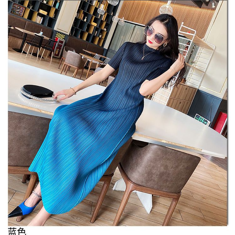 新款褶皱连衣裙女渐变色中长款修身显瘦新款垂感打底长裙035#