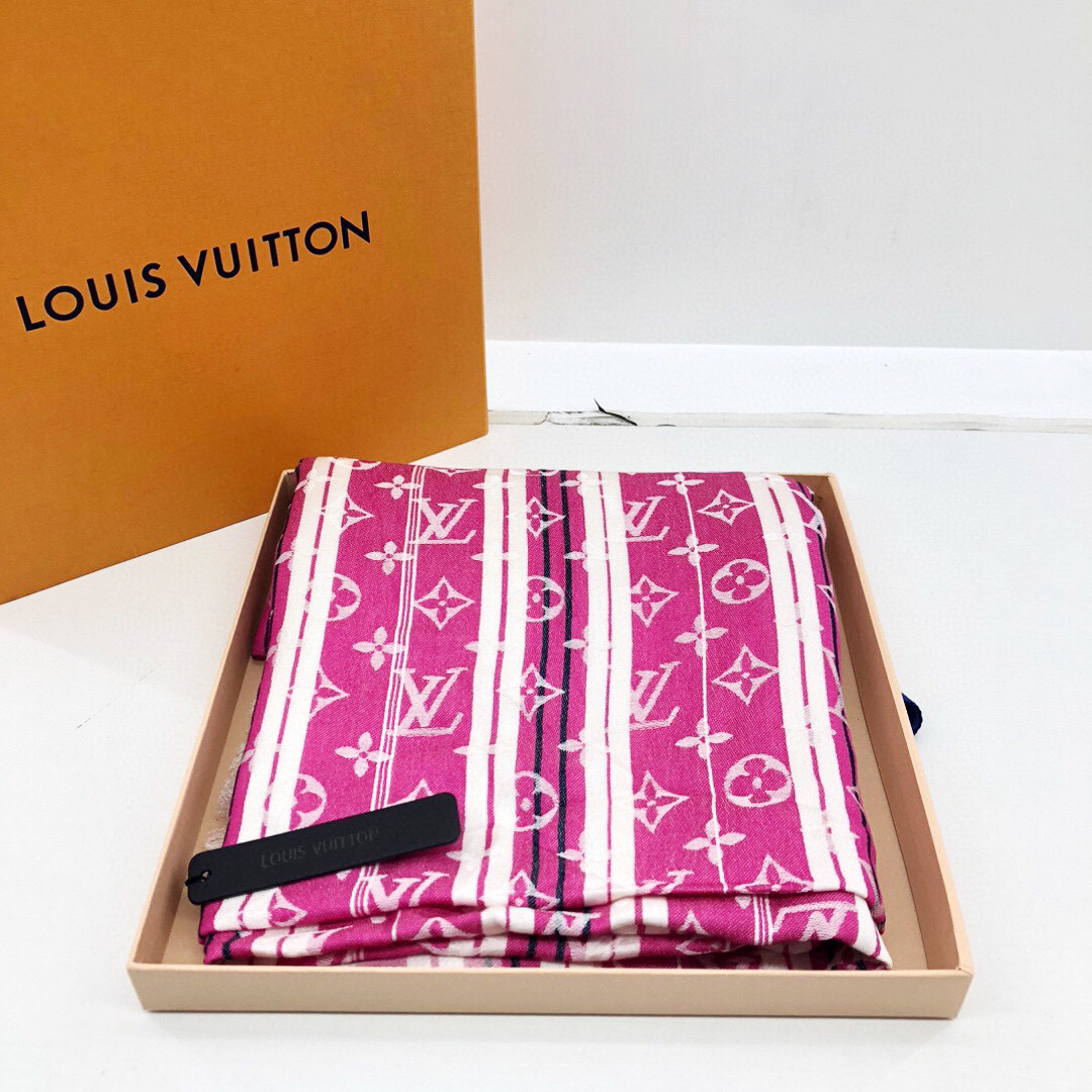 99新 LouisVuitton/路易威登 老花拼色真丝羊毛围巾/公价5900