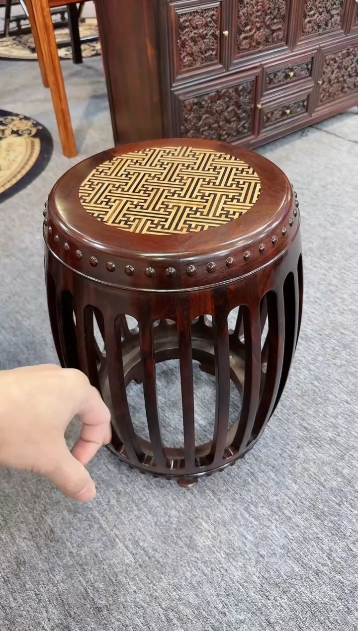 【闪购商品】红酸枝木类成套家具鼓凳