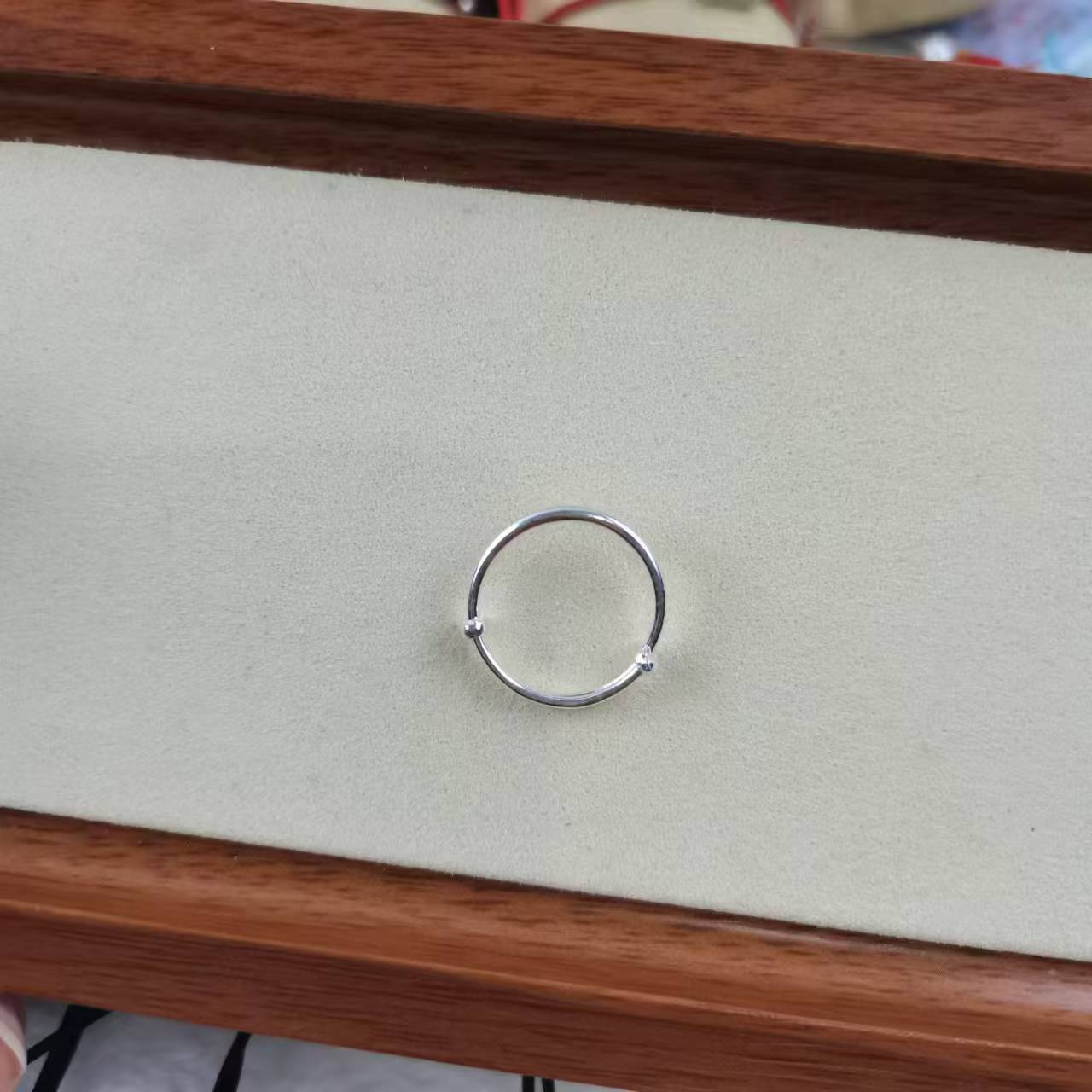 足银戒指 足银999时尚精致素款银戒光面推拉手工气质简约经典百搭