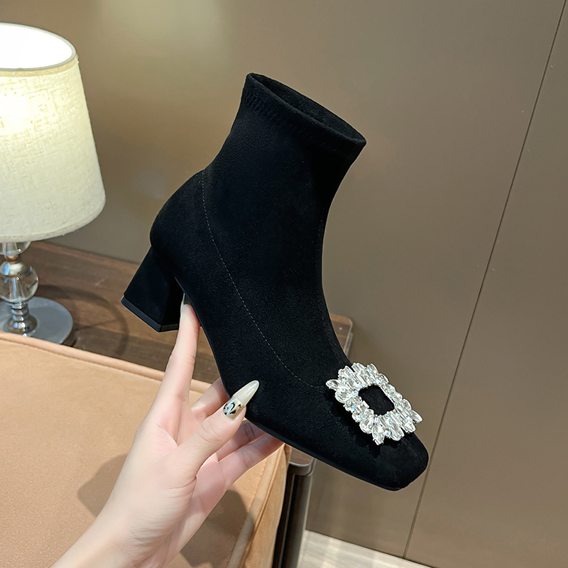 2025网红潮款靴子黑色百搭显瘦小短靴洋气又高级方头弹力瘦瘦靴