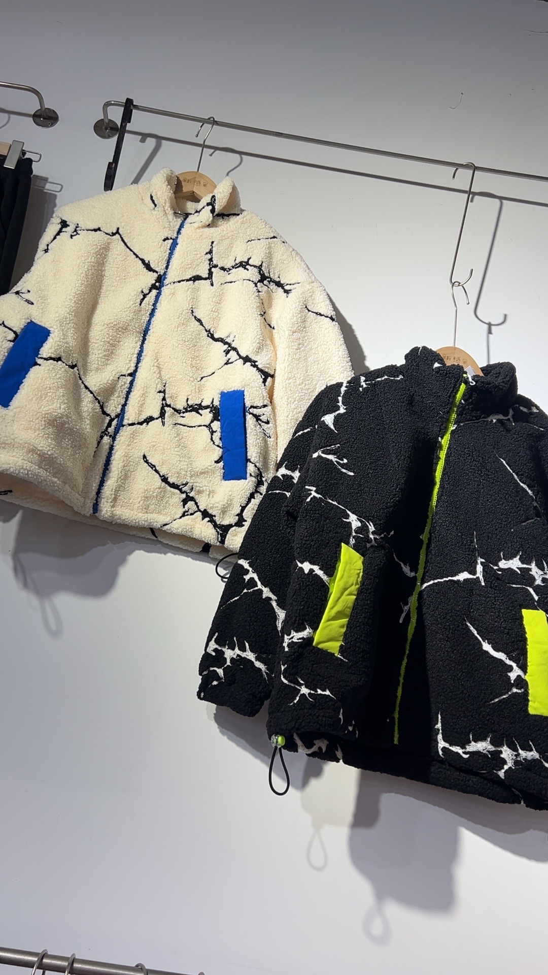 秋冬加绒羔毛外套女宽松加厚百搭潮流大衣棉服牛仔时尚休闲印花