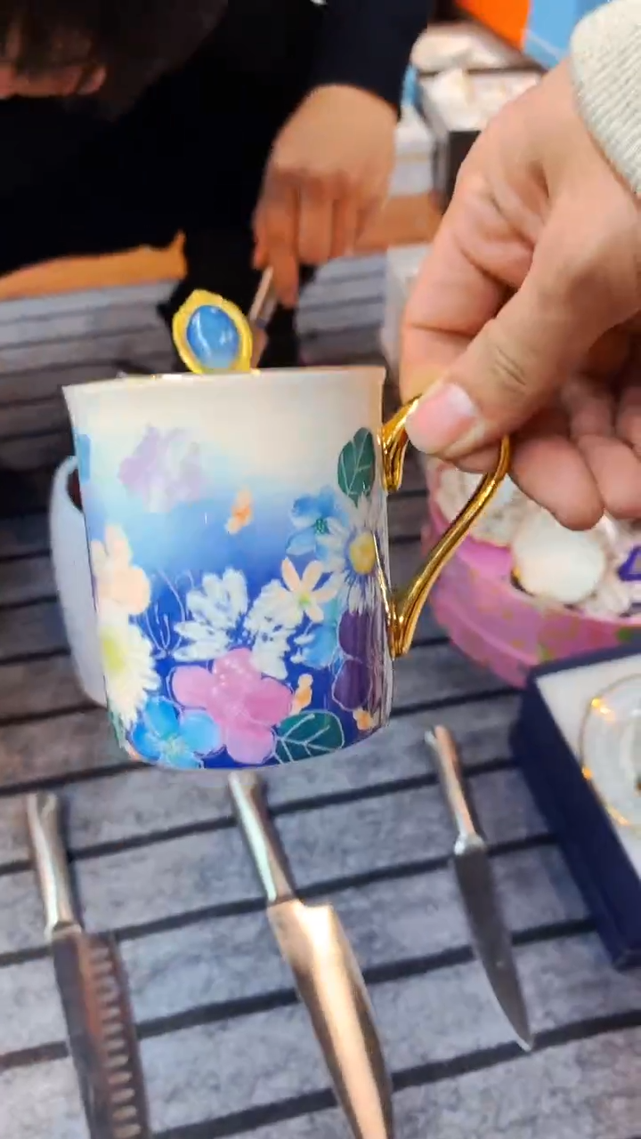 【闪购商品】新骨瓷11111