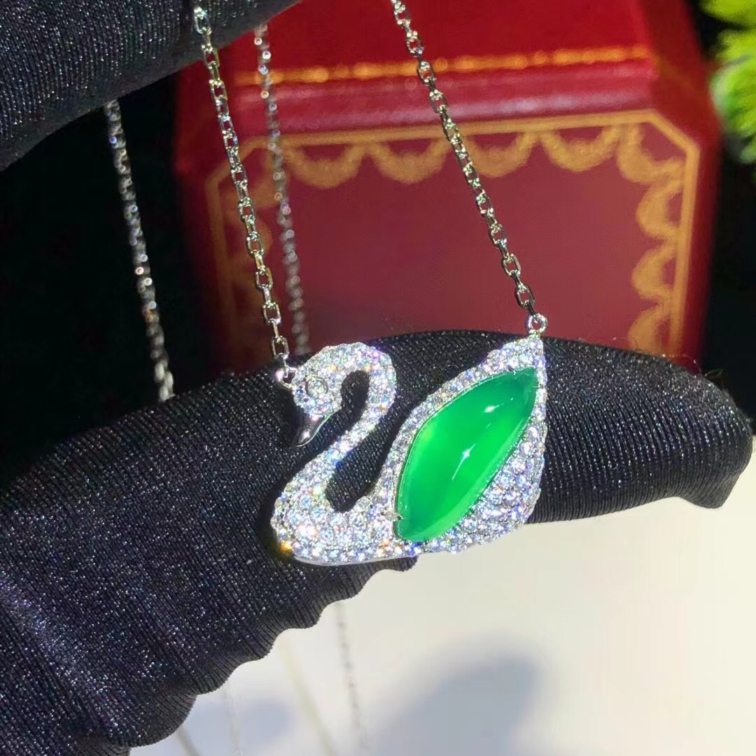 s925银饰镶嵌天然冰阳绿色玉髓小天鹅小众珠宝玉石高级锁骨套链女