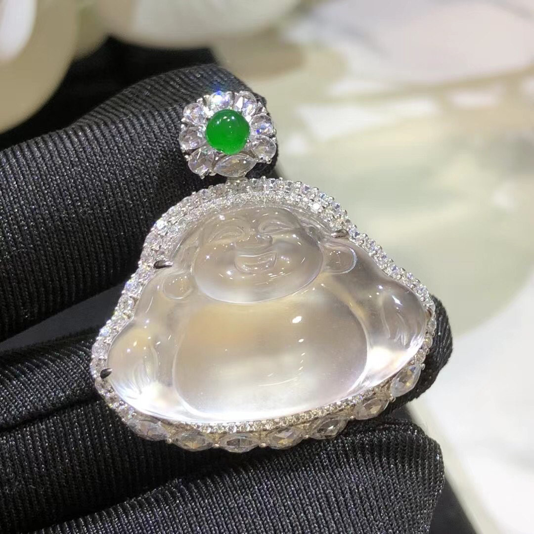 银饰s925镶嵌天然白色石英质玉气质百搭玉石项链女士珠宝玉石吊坠