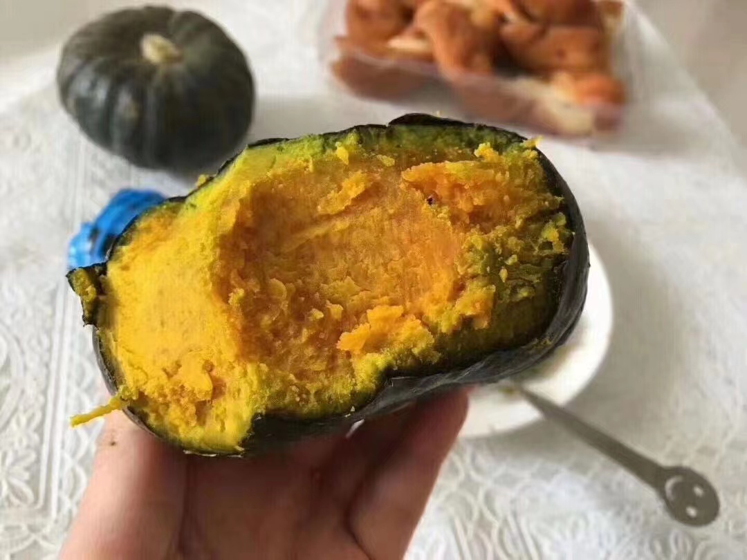 贝小南 贝贝南瓜5-6粒装 味道粉糯香甜有南瓜的香甜有板栗的粉糯 皮也能吃。宝宝辅食首选，低卡更加健康