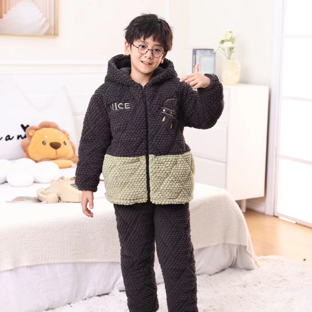 【三层夹棉】新款儿童冬季珊瑚长毛绒高档睡衣男童家居服套装保暖