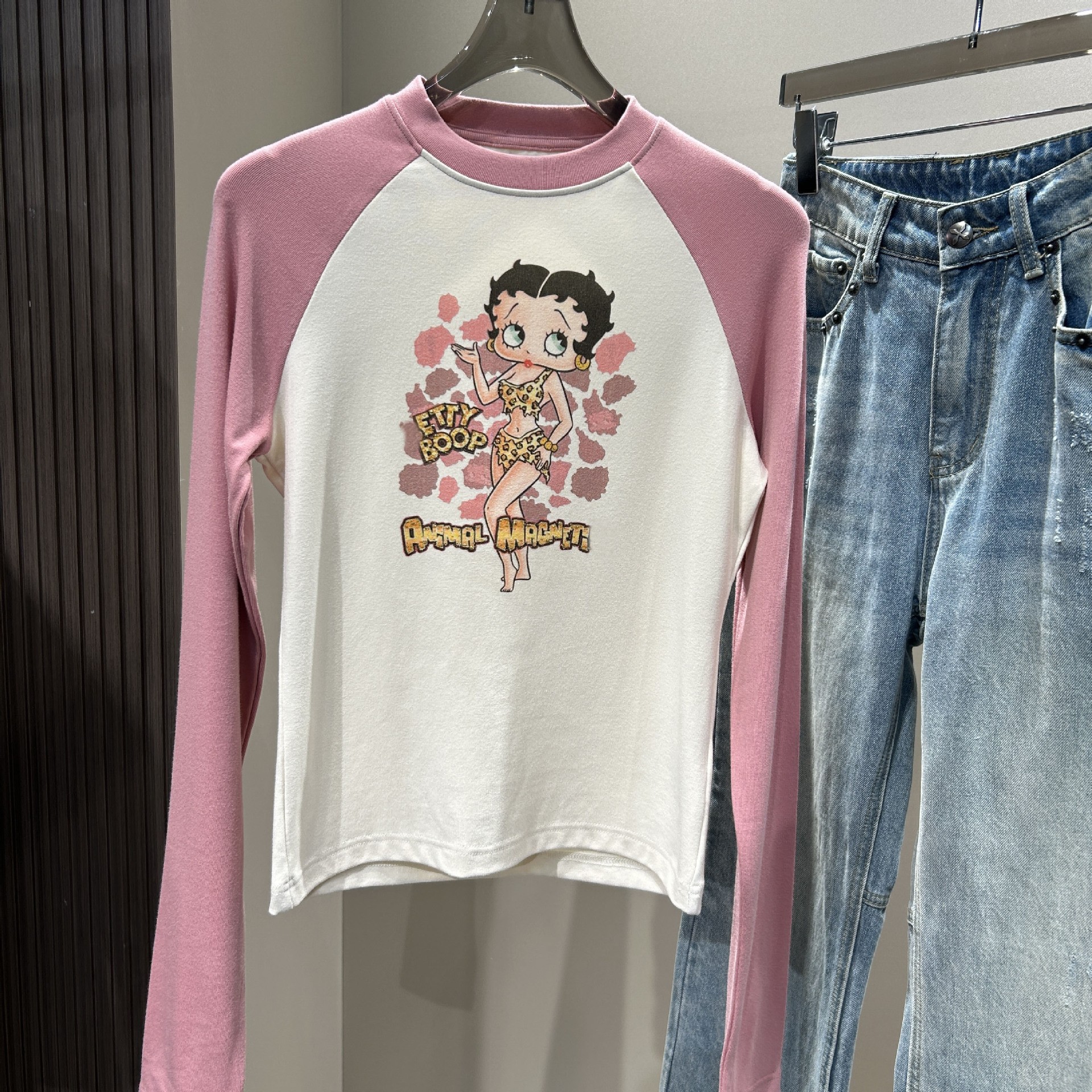 W3308早秋甜美辣妹风圆领拼色插肩袖上衣修身显瘦长袖女T
