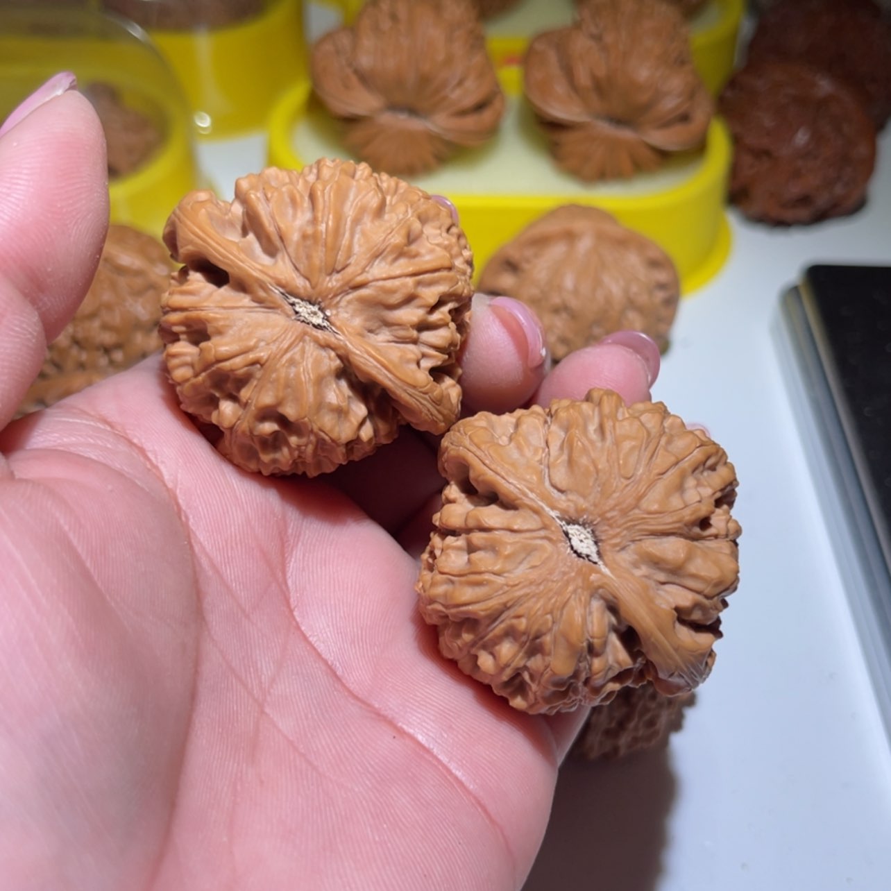 【闪购商品】文玩核桃把件钱*来